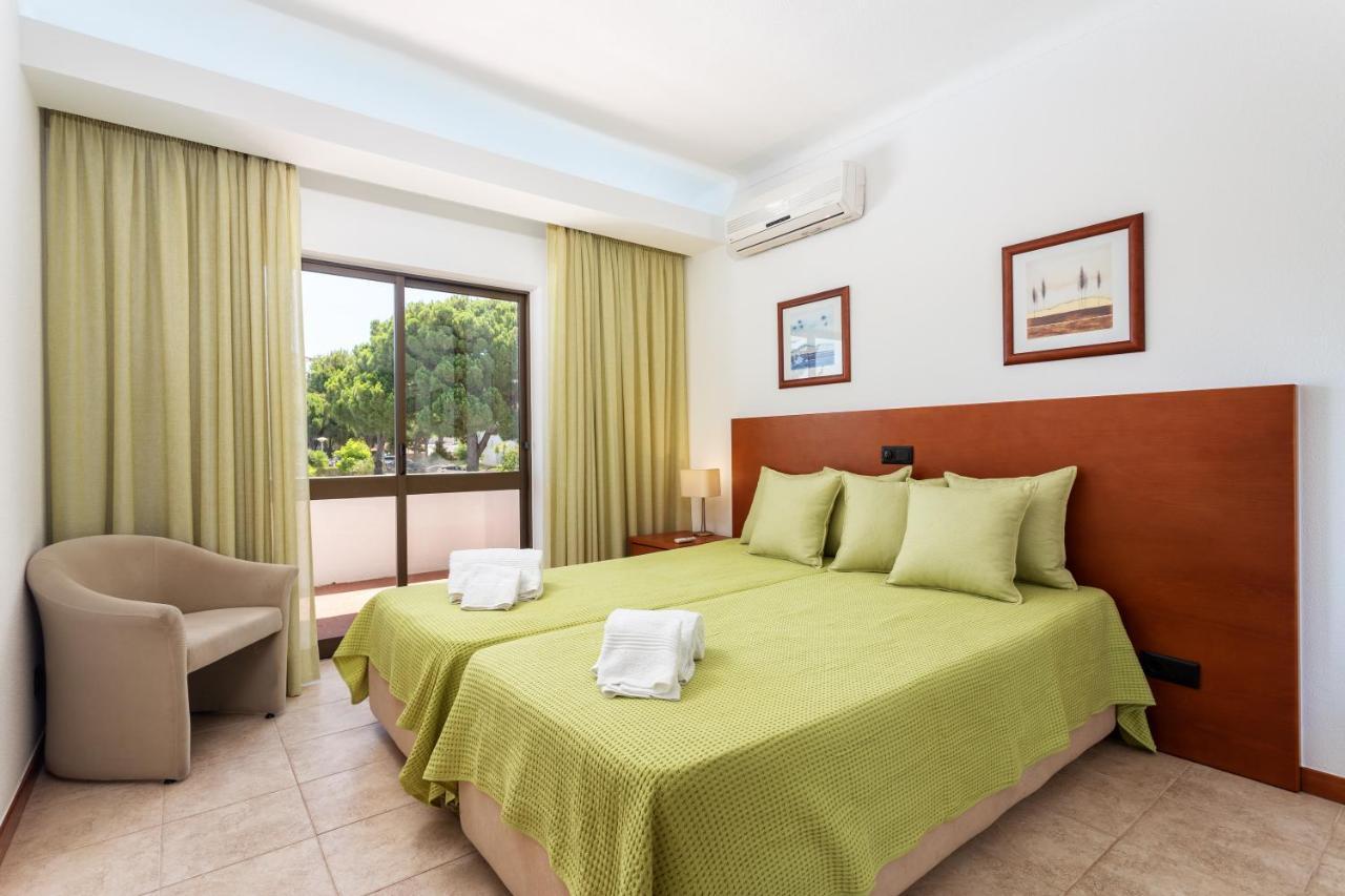 Host Wise - Bright Cozy Flats W Terrace & Pool Quarteira Exterior foto