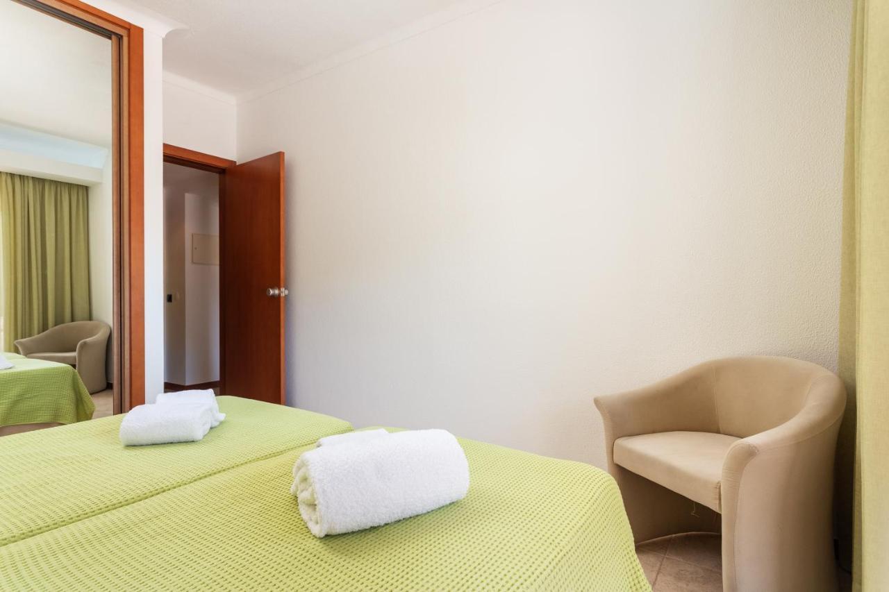 Host Wise - Bright Cozy Flats W Terrace & Pool Quarteira Exterior foto
