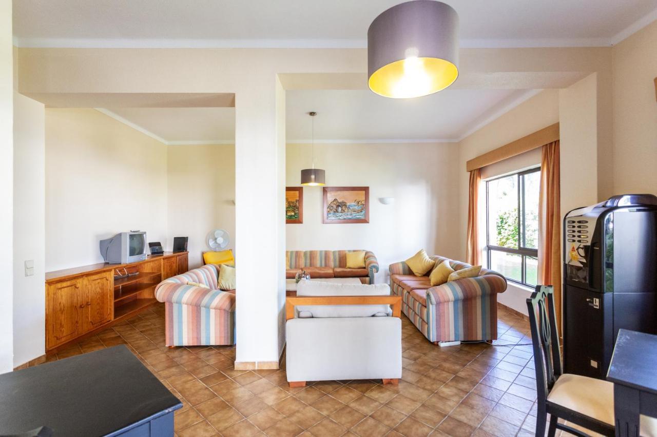 Host Wise - Bright Cozy Flats W Terrace & Pool Quarteira Exterior foto
